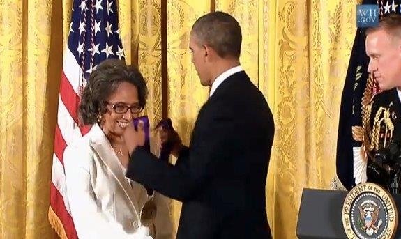 Joan_Myers_Brown_honored_with_National_Medal_of_Arts_t580
