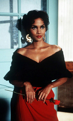 Halle Berry as the title character in the HBO film 'Introducing Dorothy Dandridge.'