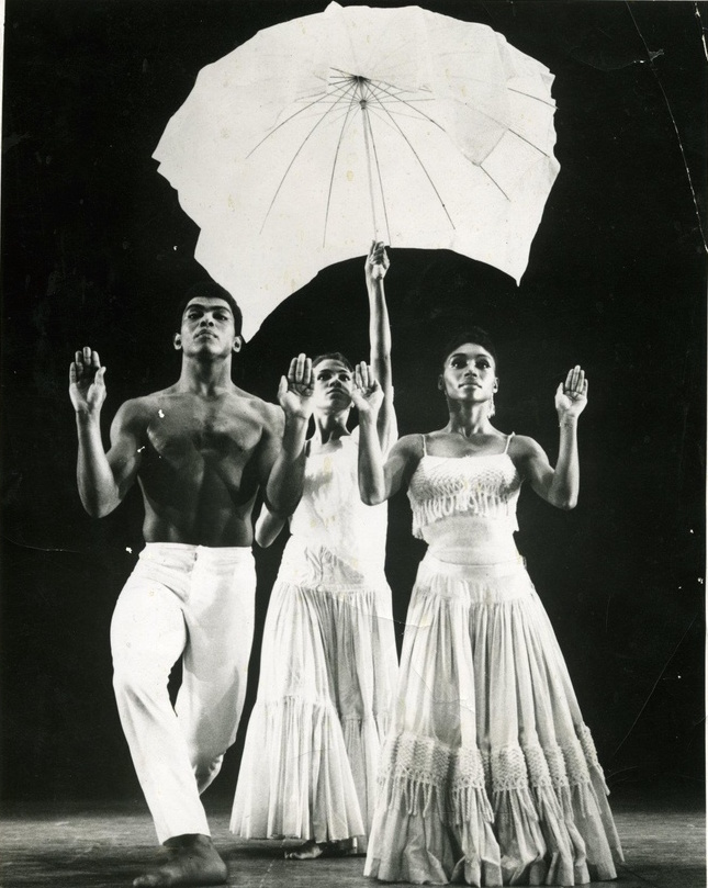 20f8fc010d5944be81b099893a618783